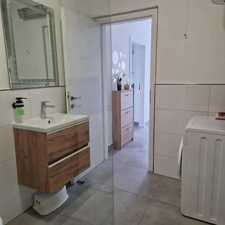 Denis Apartman Trogir
